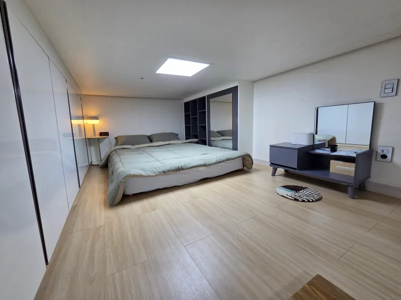 [Gangnam, Seoul] A cozy, fully furnished duplex 1 minute from Eonju Station 3