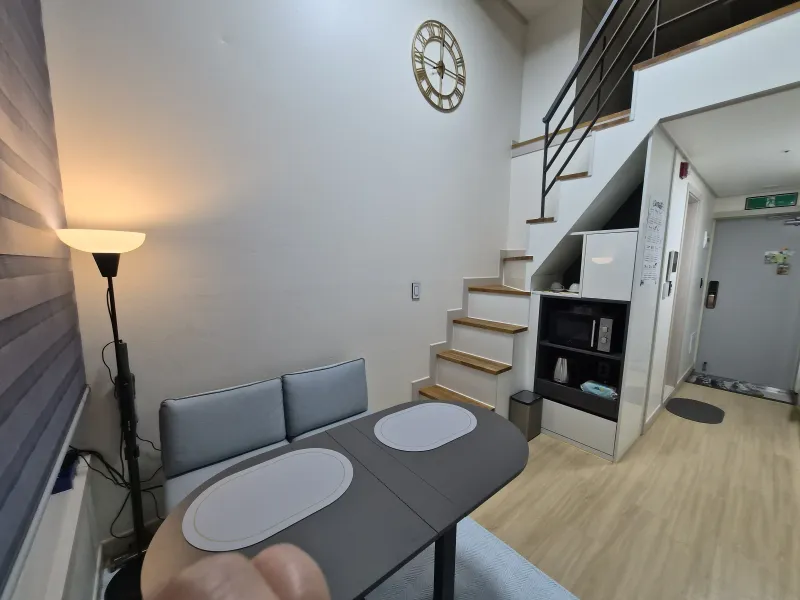 [Gangnam, Seoul] A cozy, fully furnished duplex 1 minute from Eonju Station 13