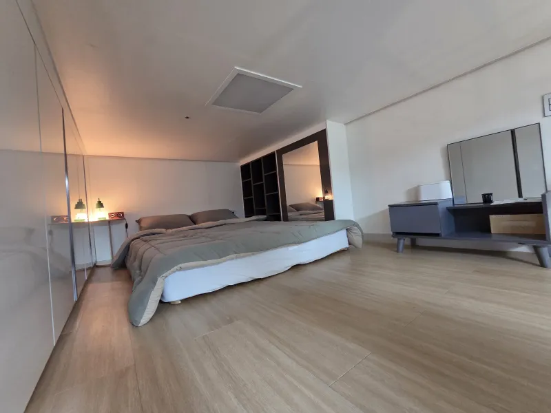 [Gangnam, Seoul] A cozy, fully furnished duplex 1 minute from Eonju Station 4