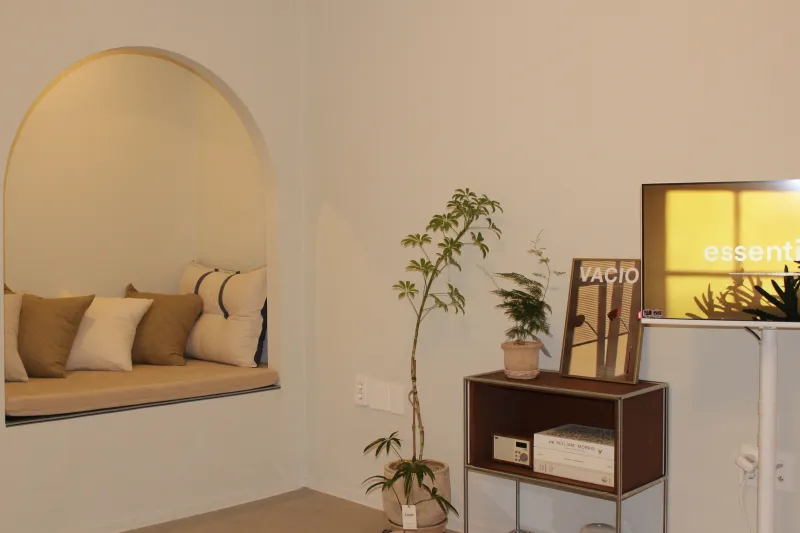 [Hallim, Jeju] A quiet retro-style house in a fishing village embracing Hyeopjae and Aewol 23