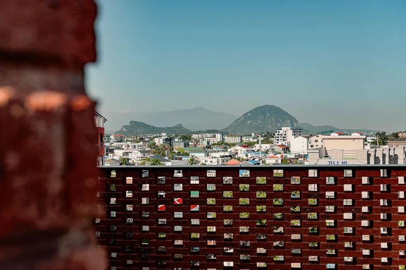 [Daejeong, Seogwipo] Entire 4th floor accommodation with a view of the ocean and Sanbangsan Mountain 45