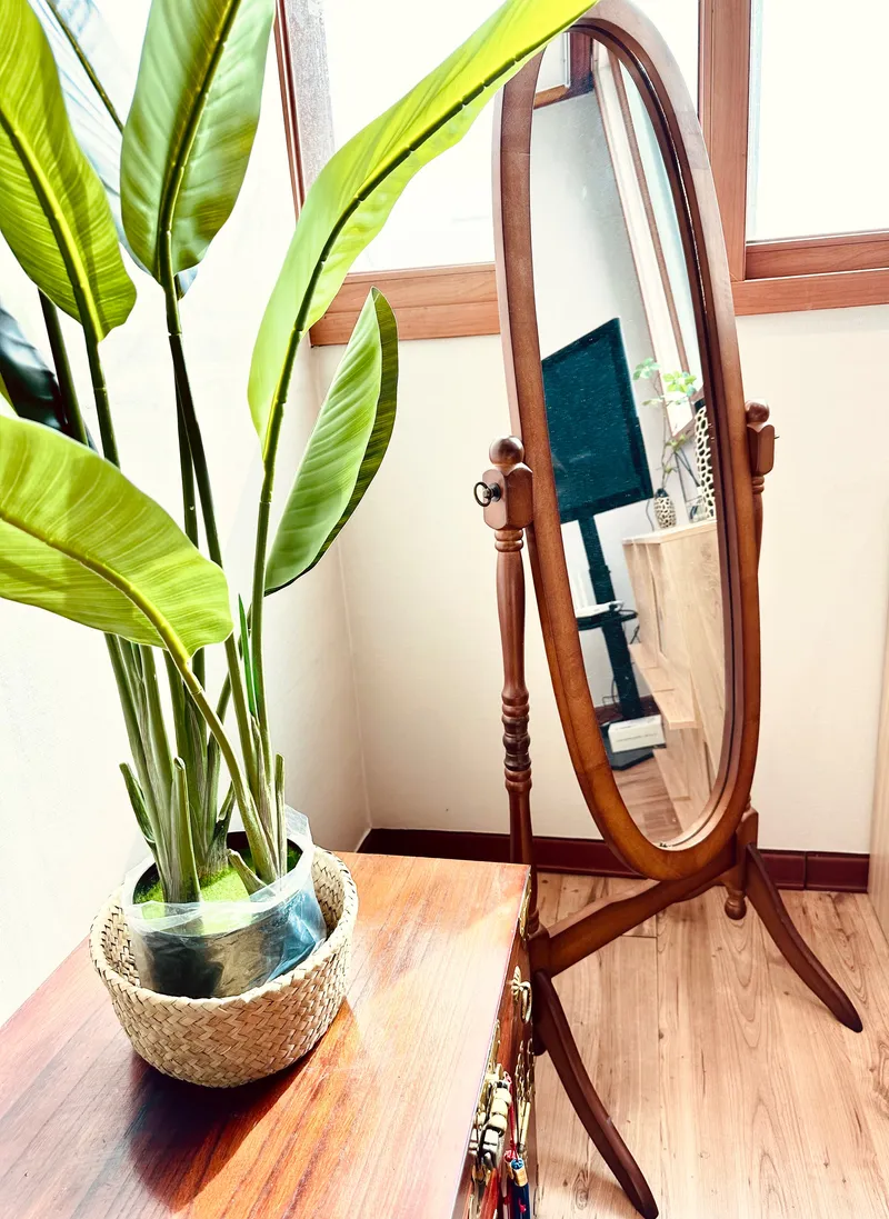 [Mapo, Seoul] Spacious Living Room, Private Use, Yeonnam-dong 3-Room House, Up to 10 People, Hongik University Entrance, Yeontral Park 10