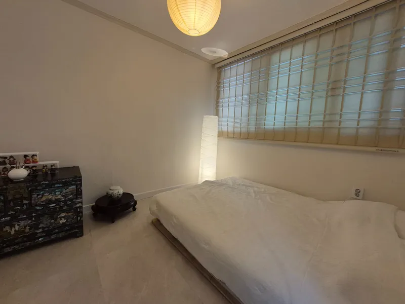 [Mapo, Seoul] Three-room apartment for a large family in the immediate vicinity of Sinchon Station 4