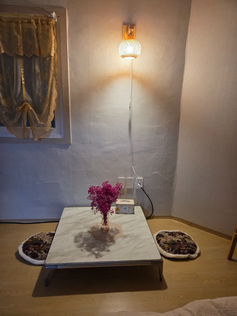 [Gyeongju][Gyeongju, Gyeongsangbuk-do] Remodeled two-room accommodation near City Hall 7
