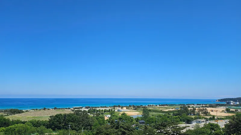 [Yangyang] #20 pyeong#Surf Beach#High-rise ocean view pool interior apartment 3