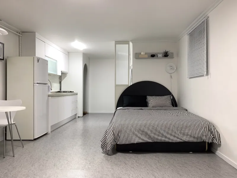 [Seocho, Seoul] Parking available, 4-minute walk from Sinnonhyeon Station 2