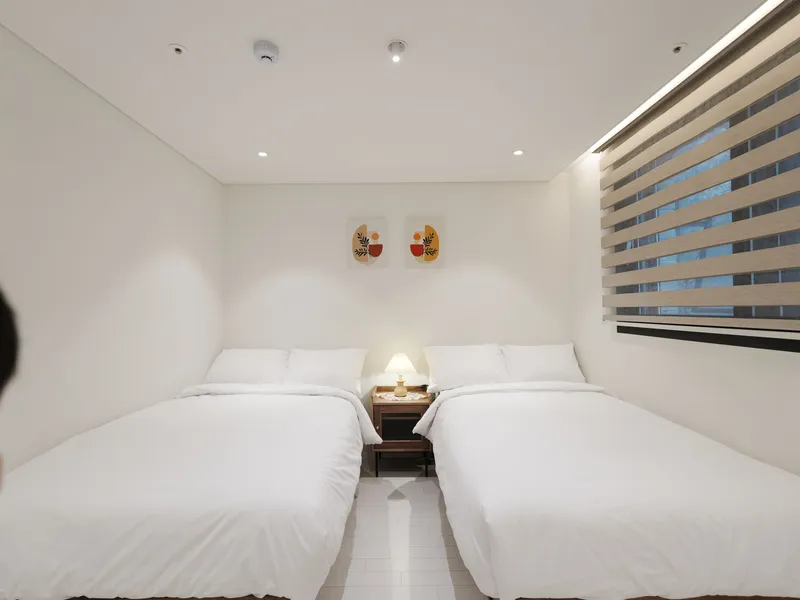 [Gangdong, Seoul] 2F 3 rooms for 5 people, 4 beds, 2 bathrooms, full option 3