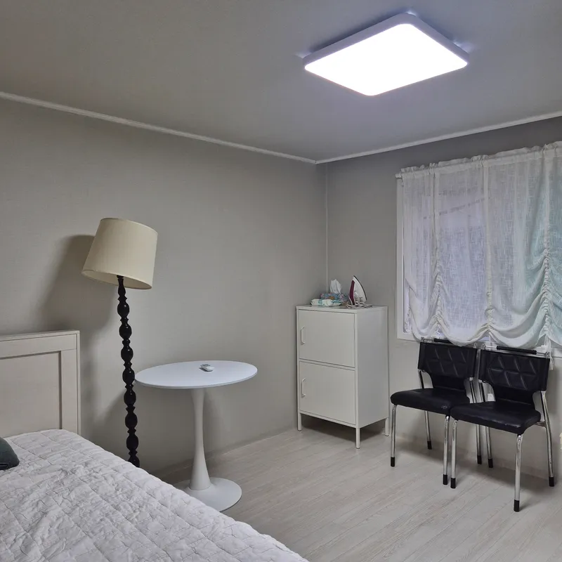 [Yeongdeungpo, Seoul] Renovated large room with parking at Sinpung Station 2