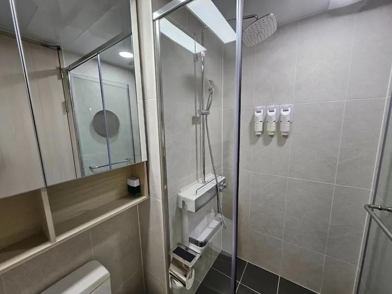 [Yangyang] E7-10/1. High-rise ocean view. Full options. Bed sunrise. Close to Yangridan-gil. OTT available. 12
