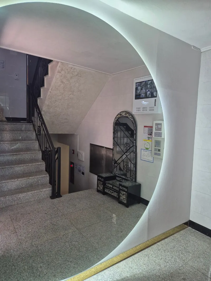 [Dongjak, Seoul][Seoul Sadang] 5 mins from Sadang Station, 15 mins from Gangnam / Clean, quiet new villa E5 17