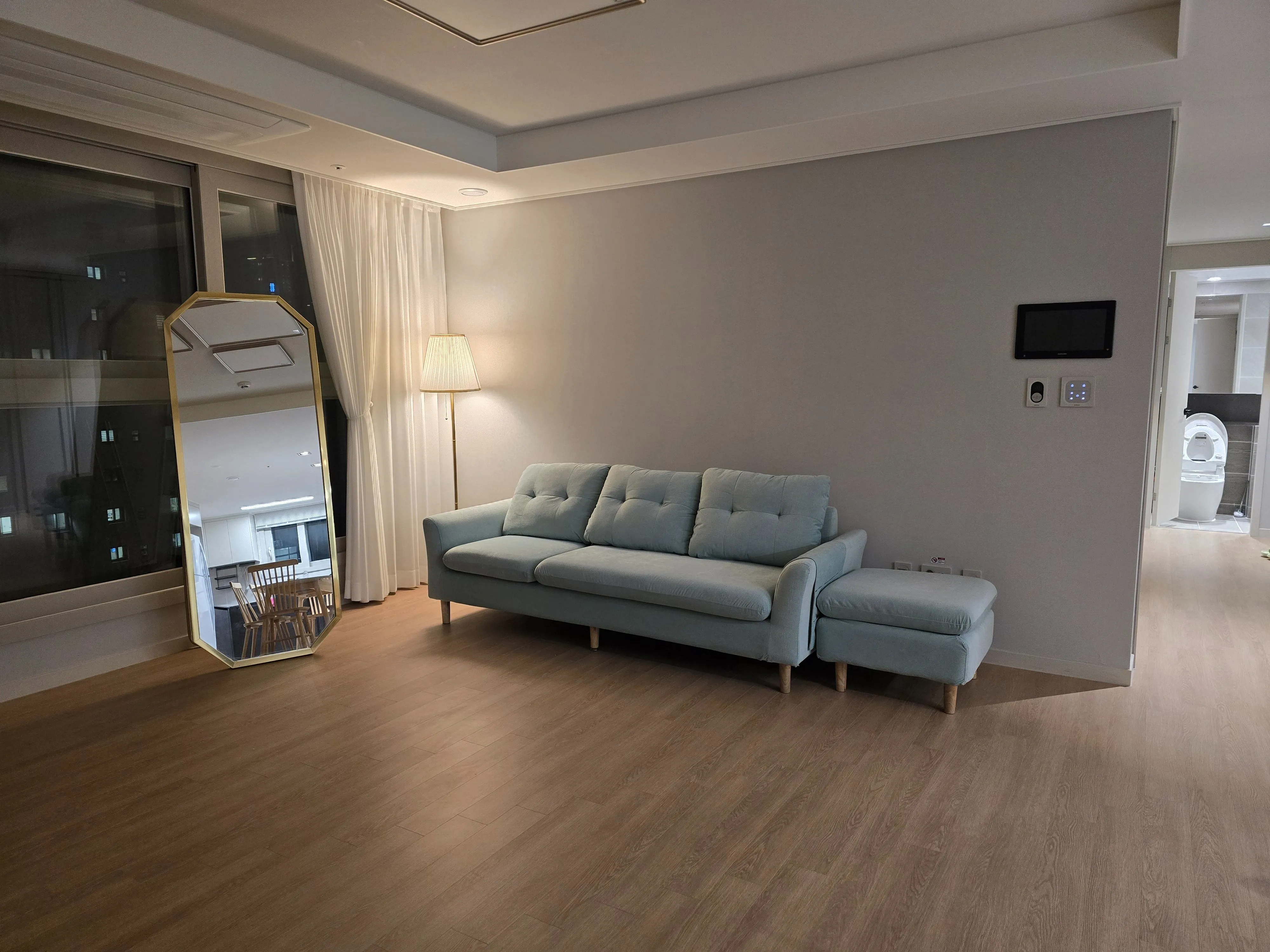 Apartment in Dongnae, Busan — 86m², sleeps 10, 2 baths