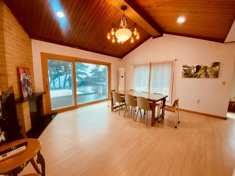 [Namwon, Seogwipo] A private house with the sea right in front of you 15