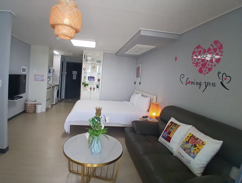 [Yeosu] Cherry House & Ocean View One Room (8th floor) 8