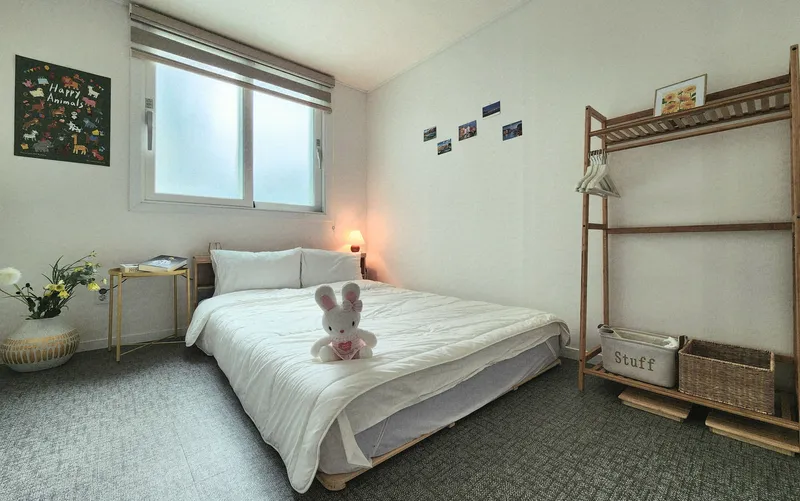 [Suwon][Suwon Paldal] Quiet and cozy accommodation within walking distance of Banghwasuryujeong 12