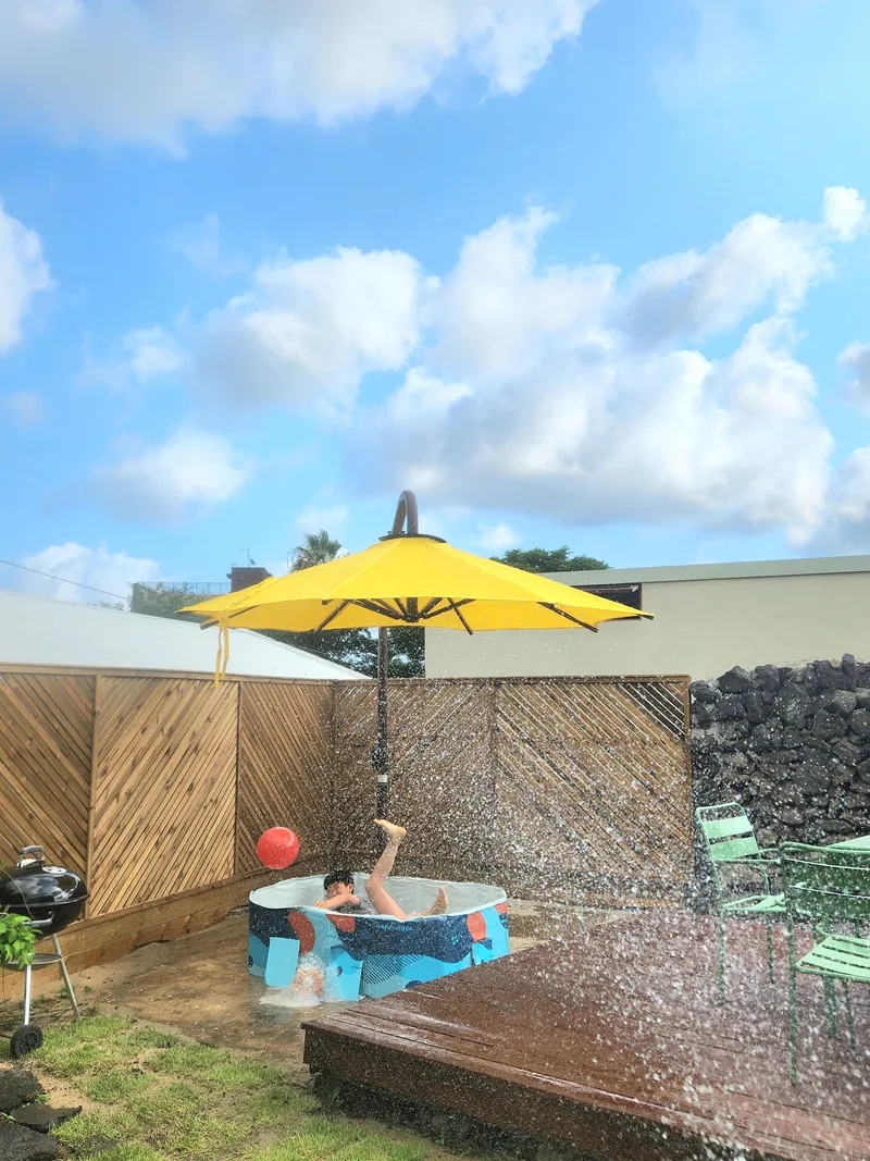 [Andeok, Seogwipo] Sanbangsan Mountain, Jeju Island, near the sea_Hallasan Mountain view_Private yard house 23