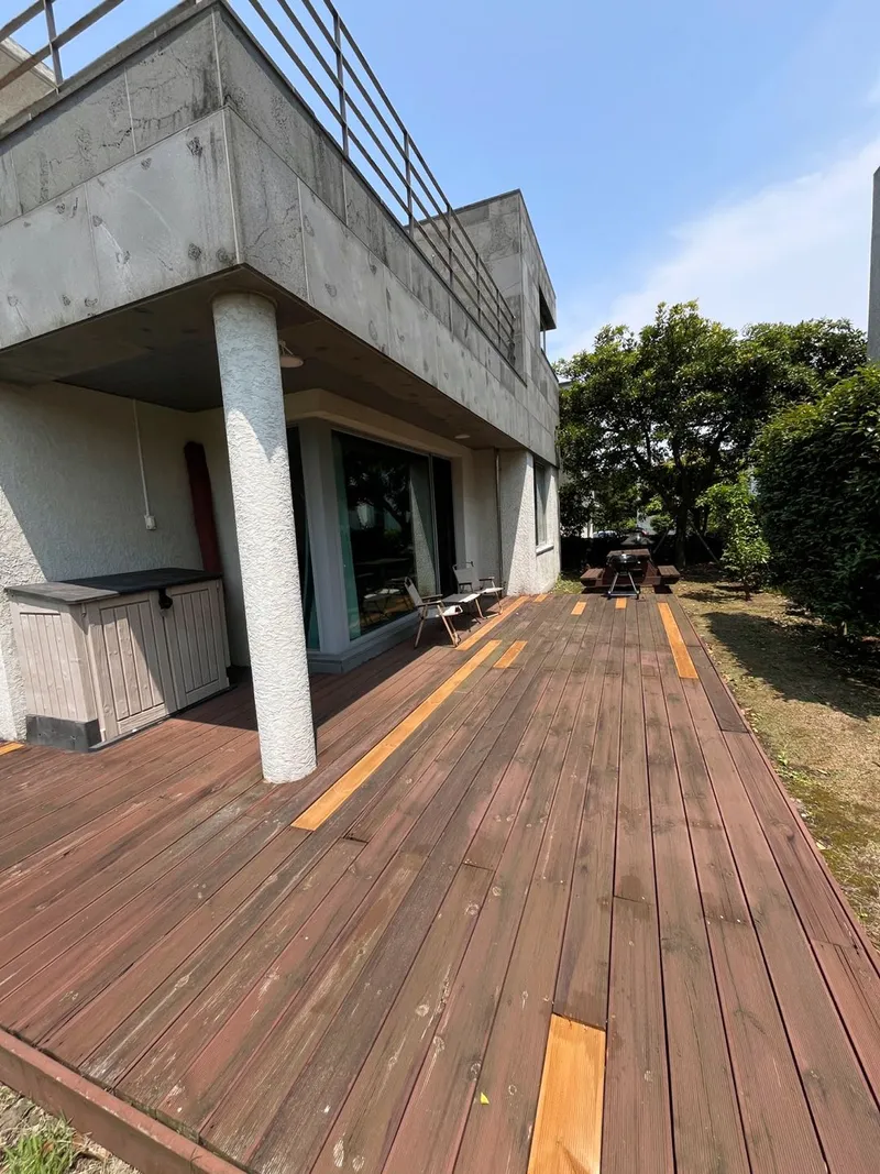 [서귀포 표선] 3호 야외 풀빌라 3룸 2거실 37평 독채 38