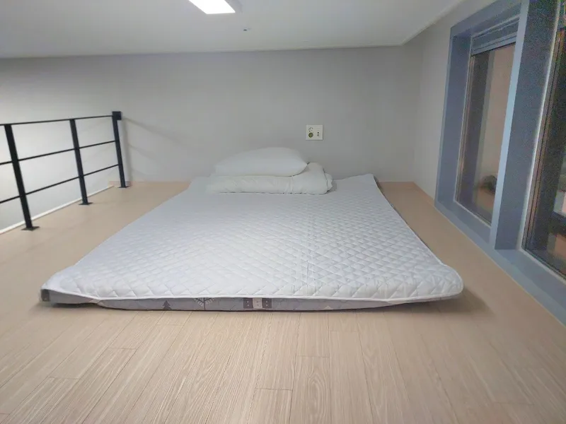 [Donghae] Ocean View Duplex Separate Room 307, East Sea View Beyond the Window 3