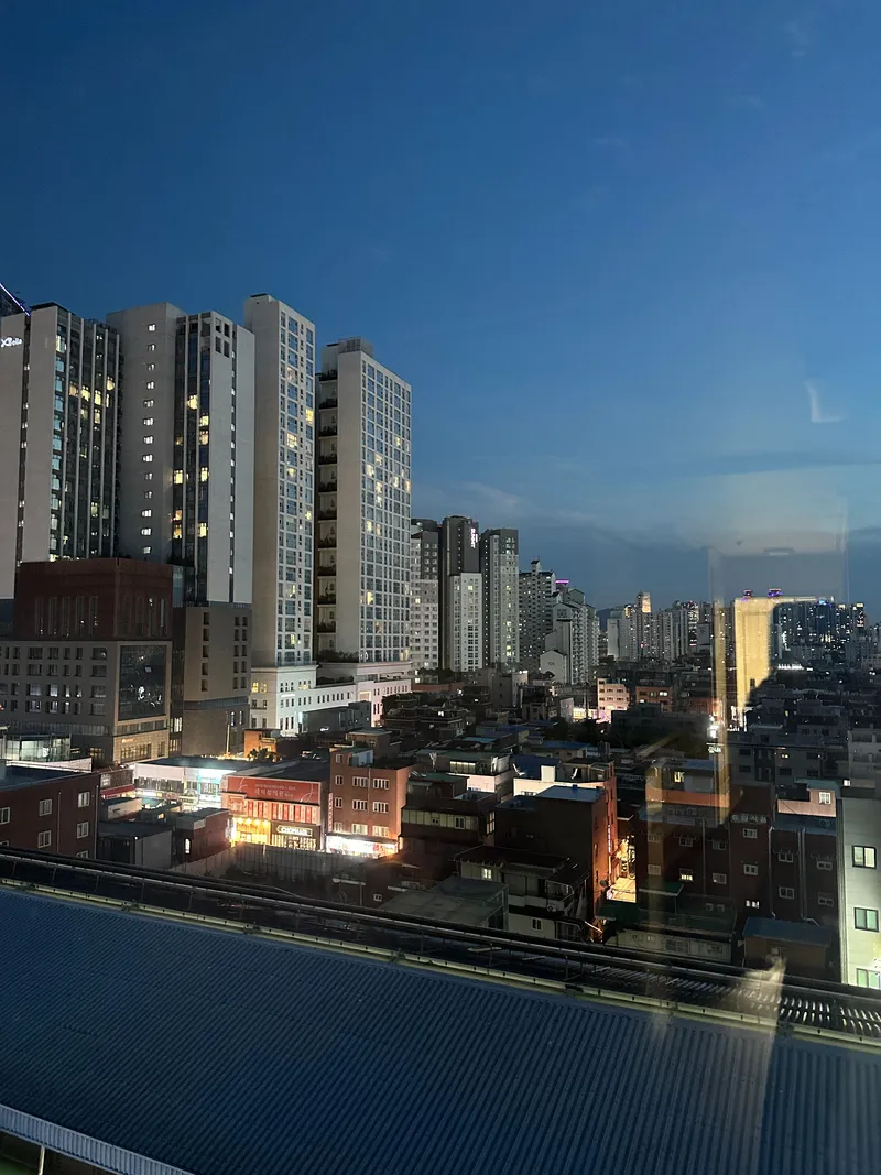 [Gwangjin, Seoul] 10-second walk from Konkuk University Station + luxury views 14