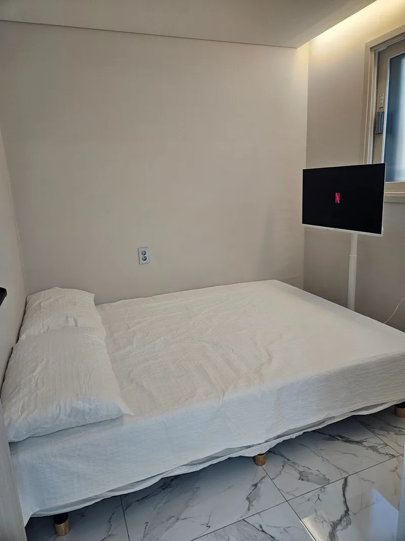 [Gwanak, Seoul] 1.5-room apartment near Sindaebang and Sillim Stations, 20 minutes from Hongdae/Gangnam 9