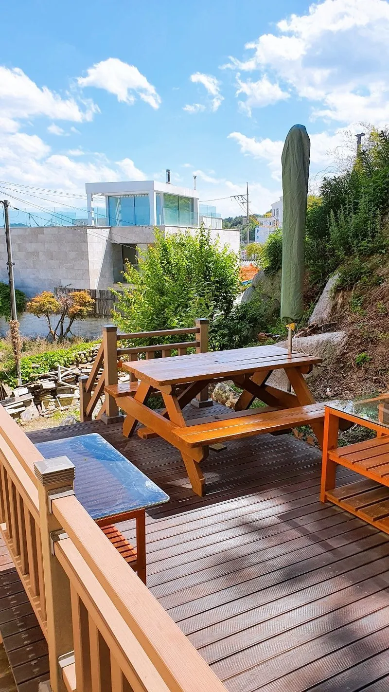 [Yangyang] 3-story building right in front of the beach, beach fishing village (2nd floor, room 202) bed 44