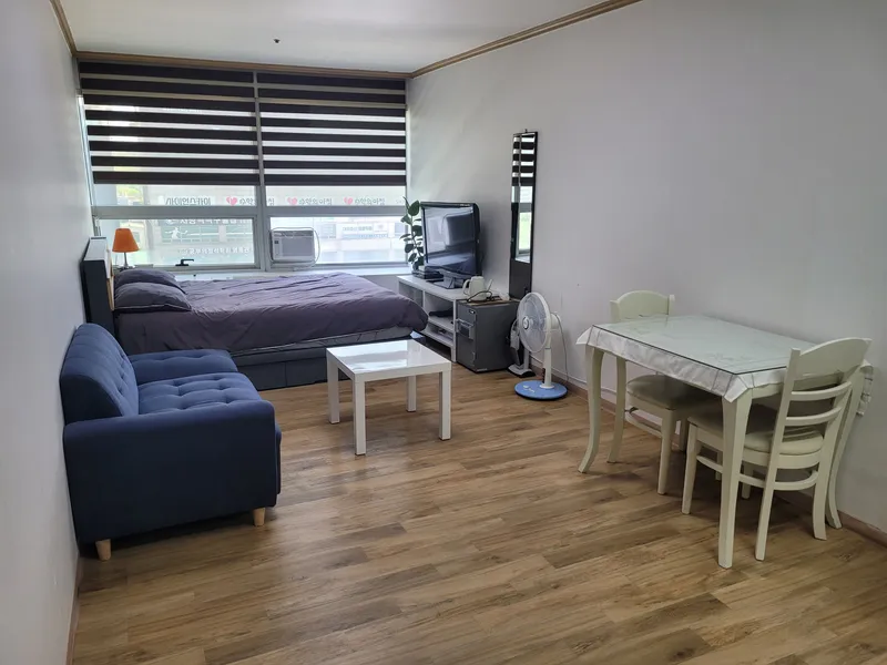 [Suwon][Suwon Yeongtong] Yeongtong Station Street View, Full-Option Officetel 12