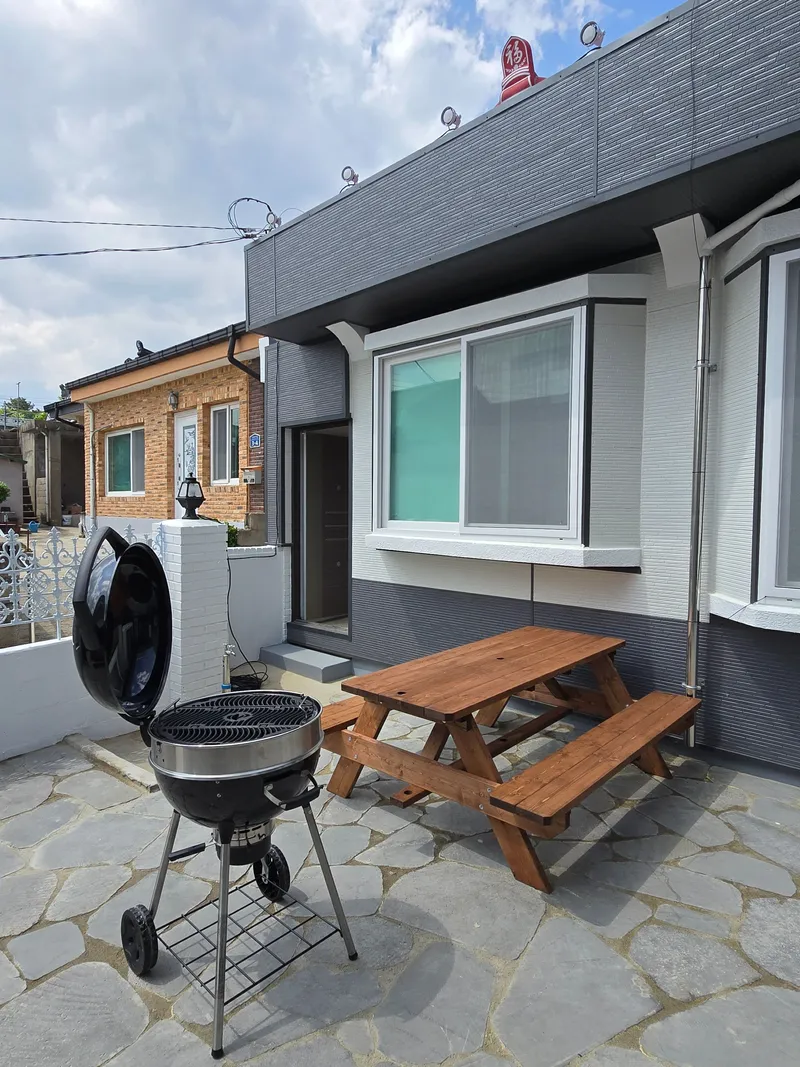 [Sokcho] 4 rooms with a view of Seorak Port and Seorak Mountain (three rooms + separate building) 28