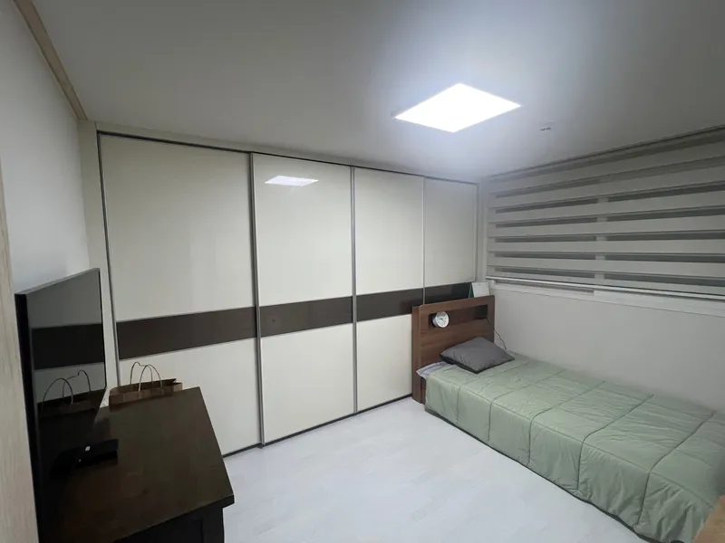 [Geomdan, Incheon] A share house conveniently located a 3-minute walk from Dokjeong Station and conveniently accessible via the Airport Railroad. 2