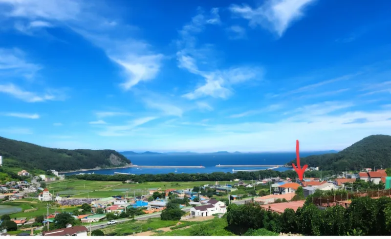 [Namhae] 141 pyeong independent Korean house with beautiful rafters, 5 minutes walk from German Village & the sea 52