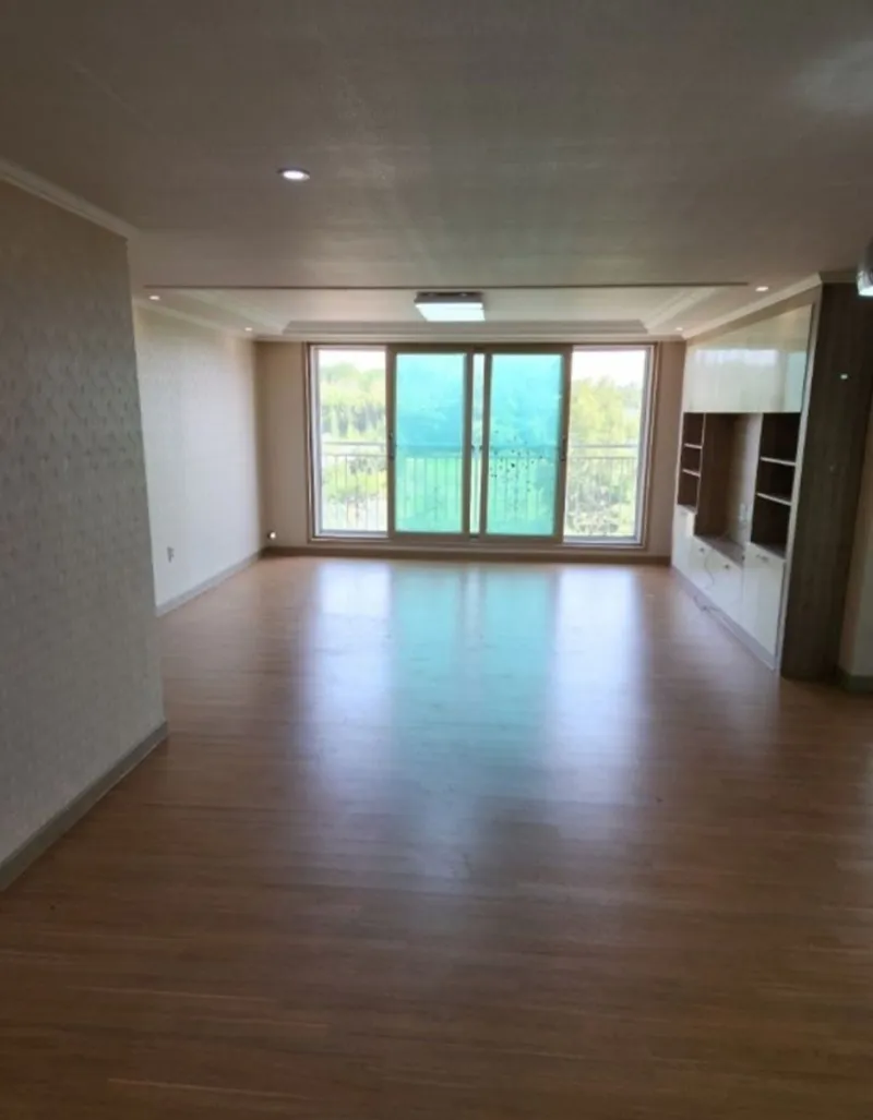 [Gunsan] Spacious and affordable accommodations 10