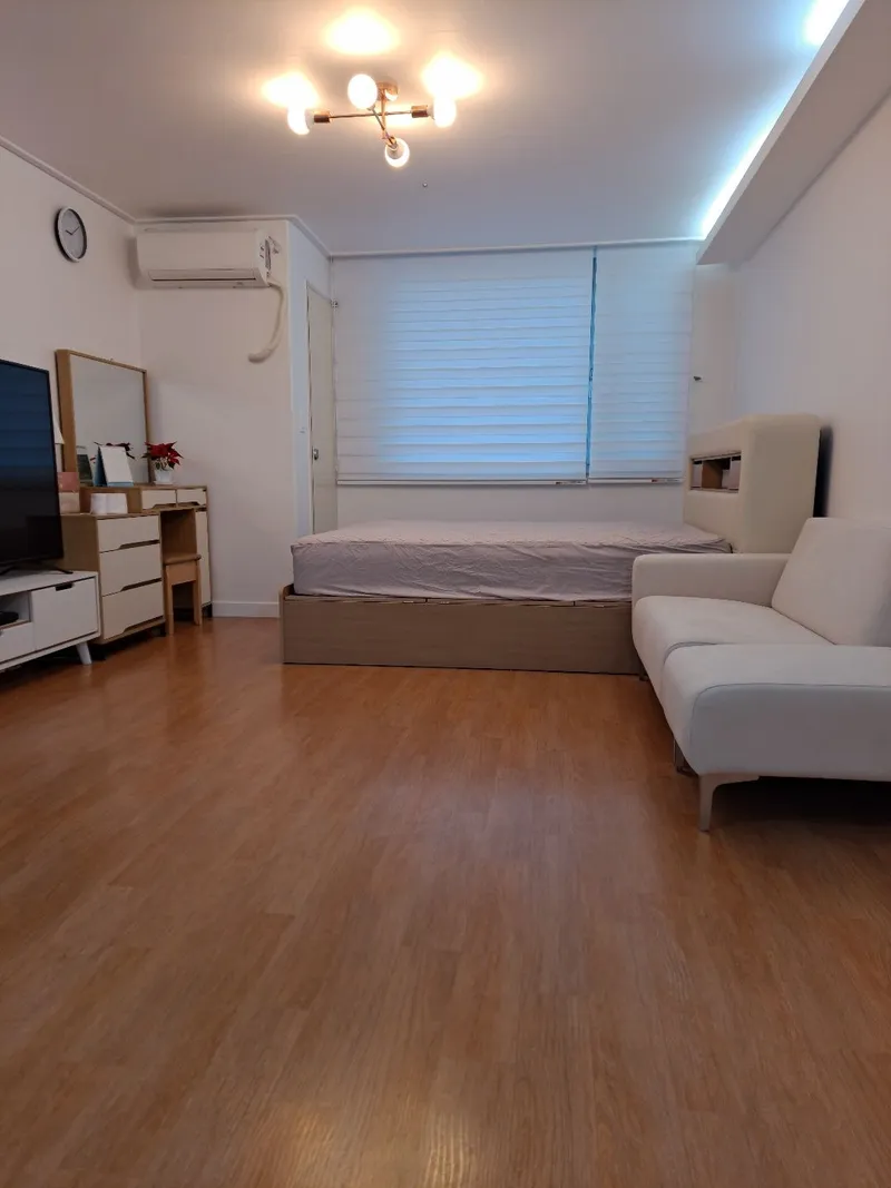 [Gangnam, Seoul] A cozy and sunny officetel 5