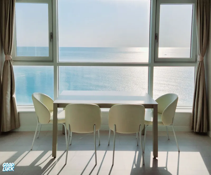 [Goseong] Unrivaled panoramic ocean view #Korea's only private beach apartment 9