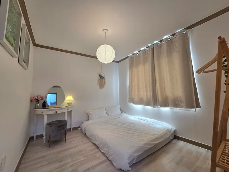 [Jeonju] Jeonbuk National University, 10-minute walk from the terminal, free parking, clean accommodation 204 3