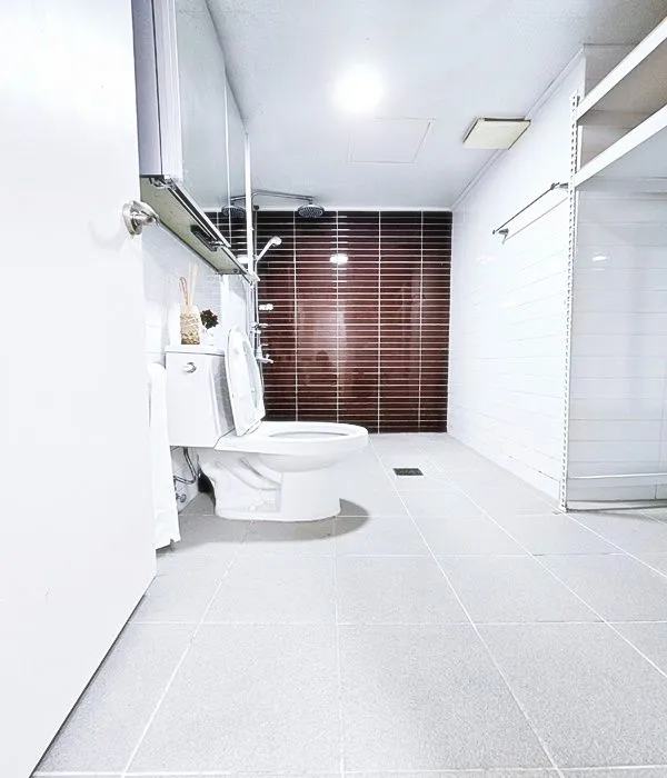 [Haeundae, Busan] 2-minute walk from the beach, ocean view three-room, lowest price 21