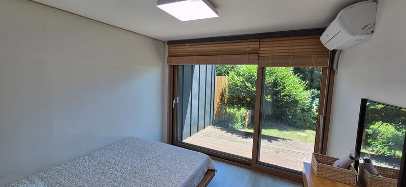 [Hangyeong, Jeju] Cozy stone wall two-room detached house with tangerine field view 2