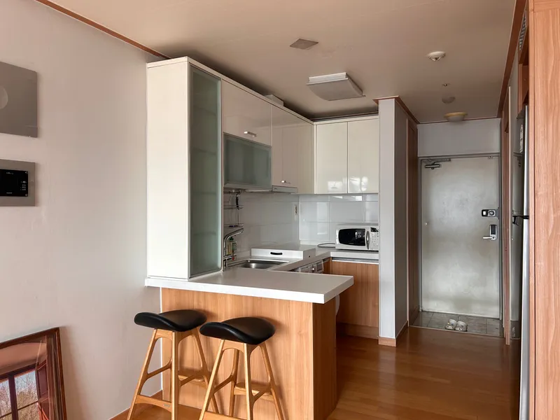 [Anyang] A hotel-like room where you can stay 2 minutes from Pyeongchon Station 13