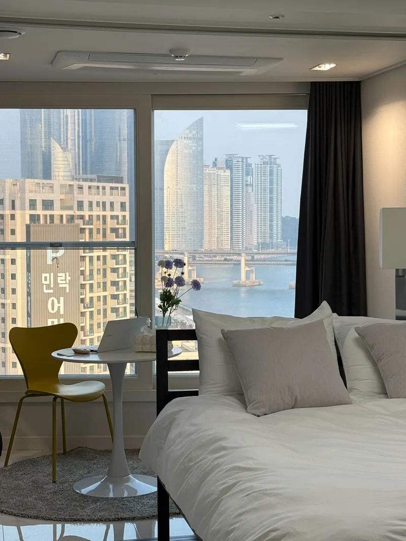 [Suyeong, Busan] 3-minute walk from Gwangalli Beach, newly built, high-rise, ocean view, fully furnished 2