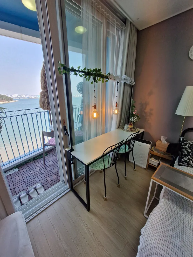 [Yeongjong, Incheon] Bt House (Love Yeongjong) Living for a Week #Netflix #Free Parking #King Bed #Dryer 4