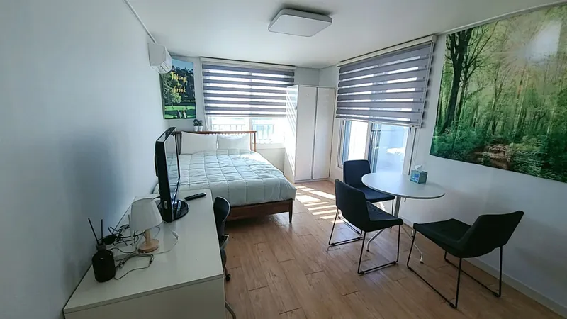 [Yeongjong, Incheon] Double bed studio apartment with elevator and full options near Incheon Airport 4