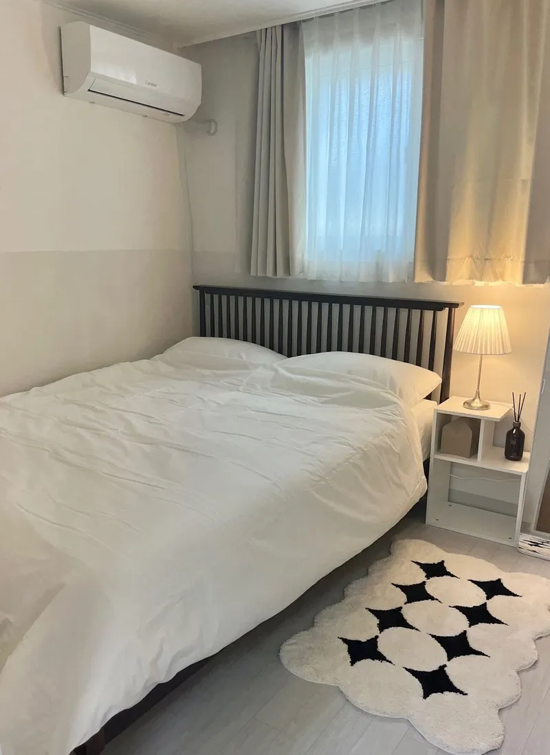 [Seocho, Seoul] 1 minute from Gyodae Station 6