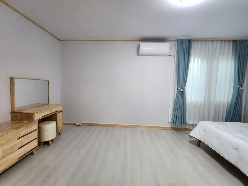 [Sokcho] 4 rooms with a view of Seorak Port and Seorak Mountain (three rooms + separate building) 5