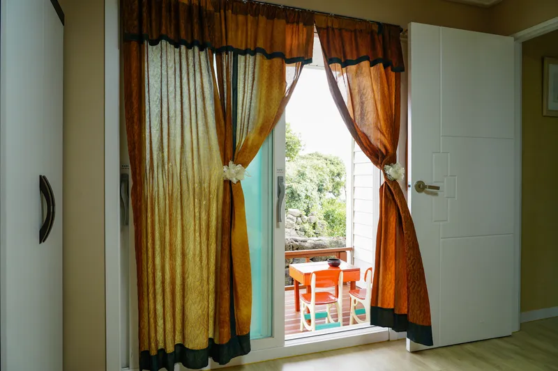[Seongsan, Seogwipo][Kkotdam-dong] Like sunlight whispering on a stone wall, a clean and comfortable detached house 3