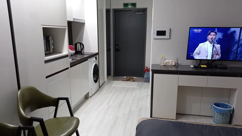 [Yeongjong, Incheon] Yeongjongdo Unseo Station New Residence Hotel 918 7