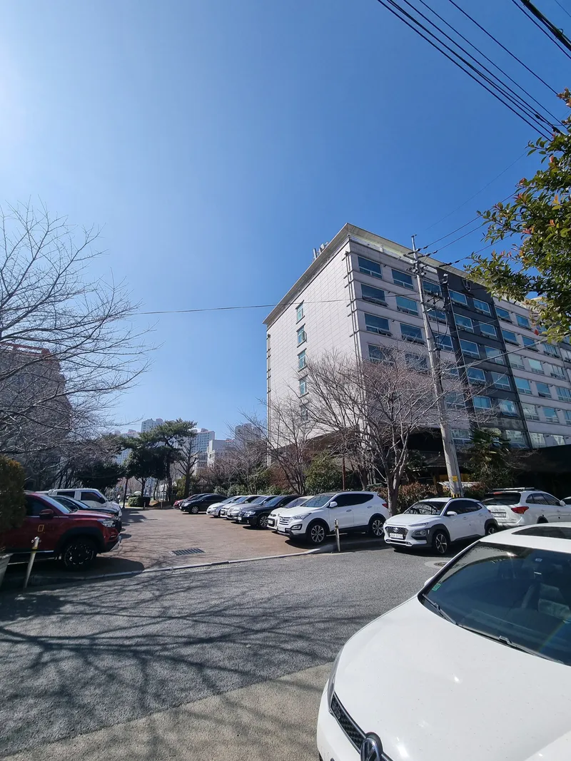 [Tongyeong] Top floor of officetel near Jukrim Coastal Road 9