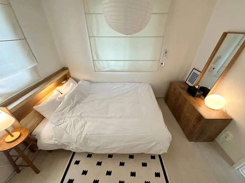 [Seocho, Seoul] 3 minutes from Gangnam Sinsa Station / Two-room / 2nd floor, up to 5 people 2