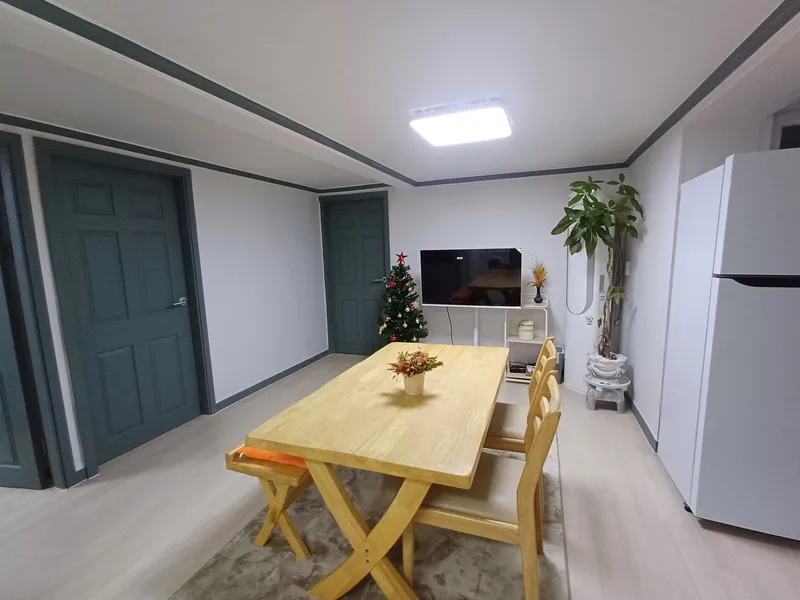 [Dongdaemun, Seoul] Cozy room for 3-4 people per session #Kyung Hee Medical Center #Kyung Hee University #Hankuk University of Foreign Studies 14