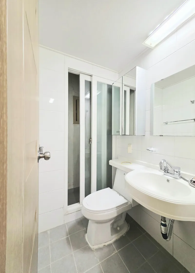 [Mapo, Seoul] Fully-optioned one-room 5 minutes from Hapjeong Station 3