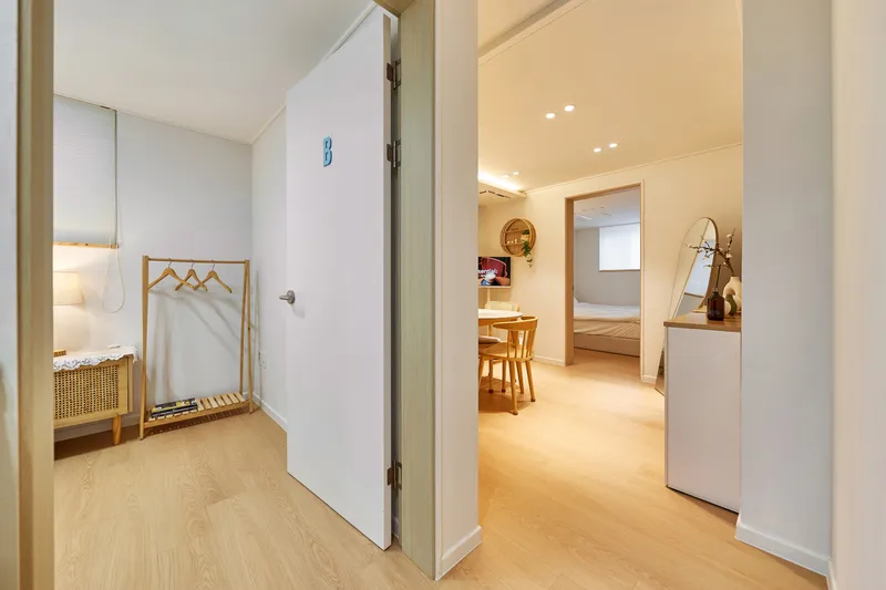 [Gangdong, Seoul] 1 minute from Cheonho Station #HangangWalk #TwoRoomElevator7F 9