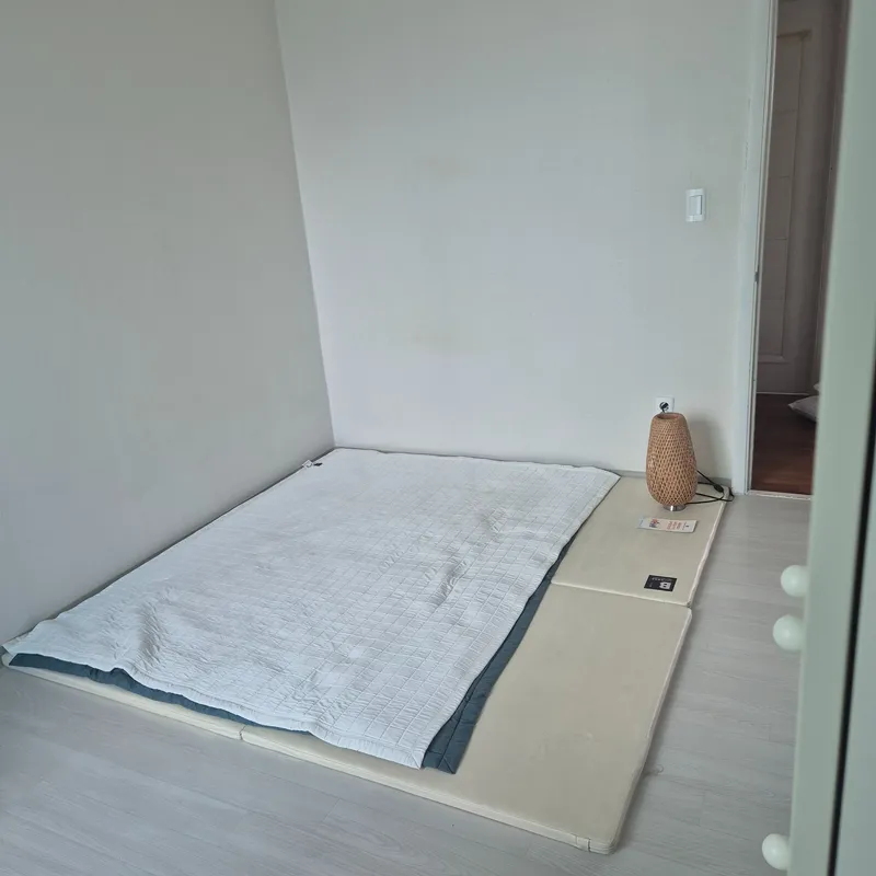 [Mapo, Seoul] Quiet mountain view near Sinchon and Hongdae Station 4