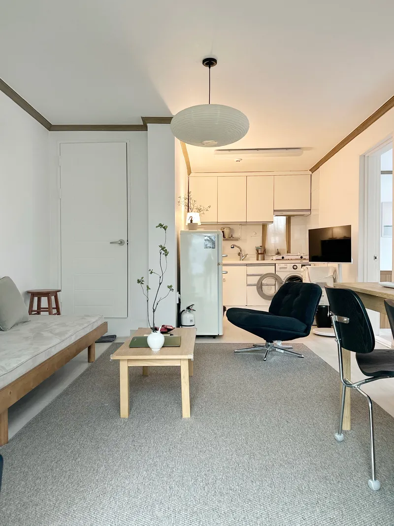 [Seocho, Seoul] 3 minutes from Gangnam Sinsa Station / Two-room / 2nd floor, up to 5 people 7