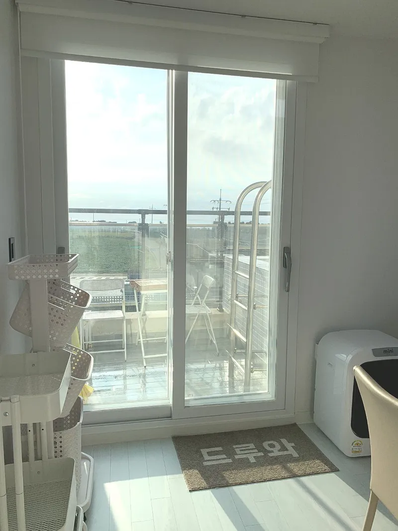[Aewol, Jeju] A detached townhouse with a jacuzzi overlooking the nearby sea, coastal road 1 46